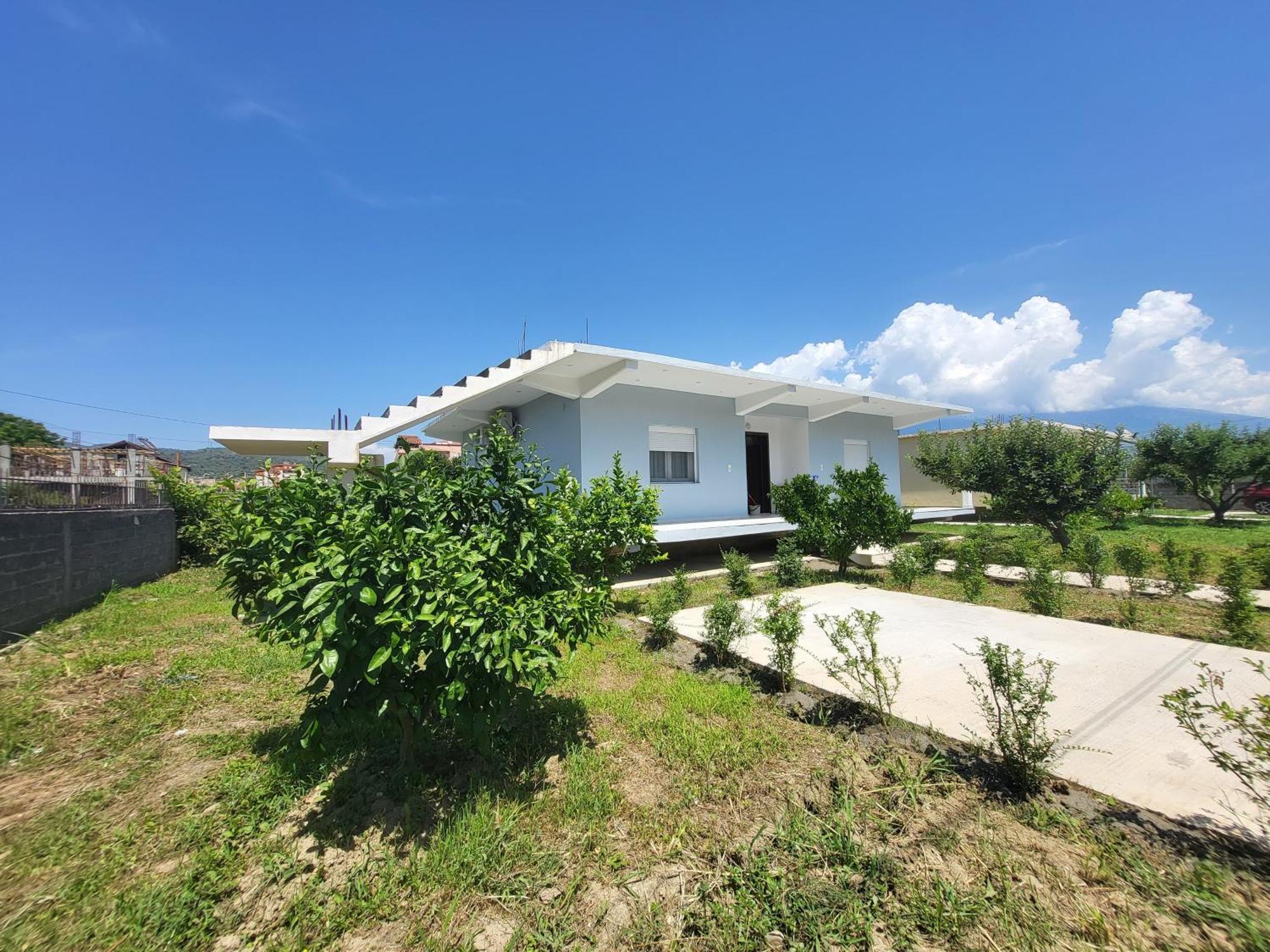 Villa Ndoni Berat Buitenkant foto